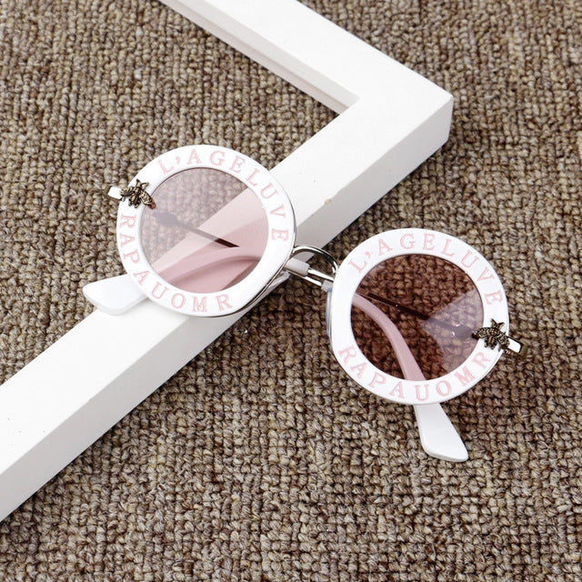 Kids Sun glasses 2019 New Infant Kids Baby Girls Boys Sunglass Letter Sun Glasses Beach Party Accessories